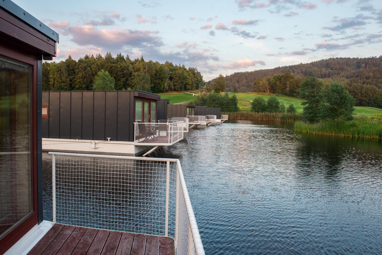Hausboaty Ypsilon Golf Liberec Ξενοδοχείο Fojtka Εξωτερικό φωτογραφία